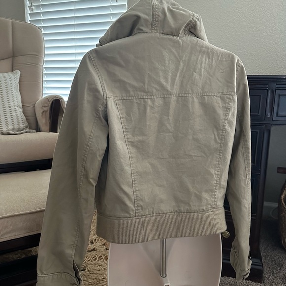 Women’s/Junior Girls Beige Utility Jacket -Size Medium - Picture 3 of 5